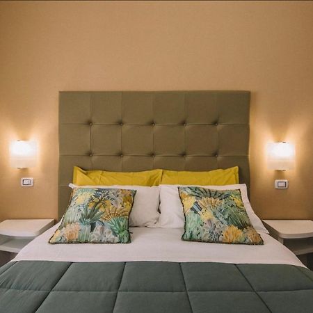 Bed and Breakfast Tiziana'S House Salerno Esterno foto
