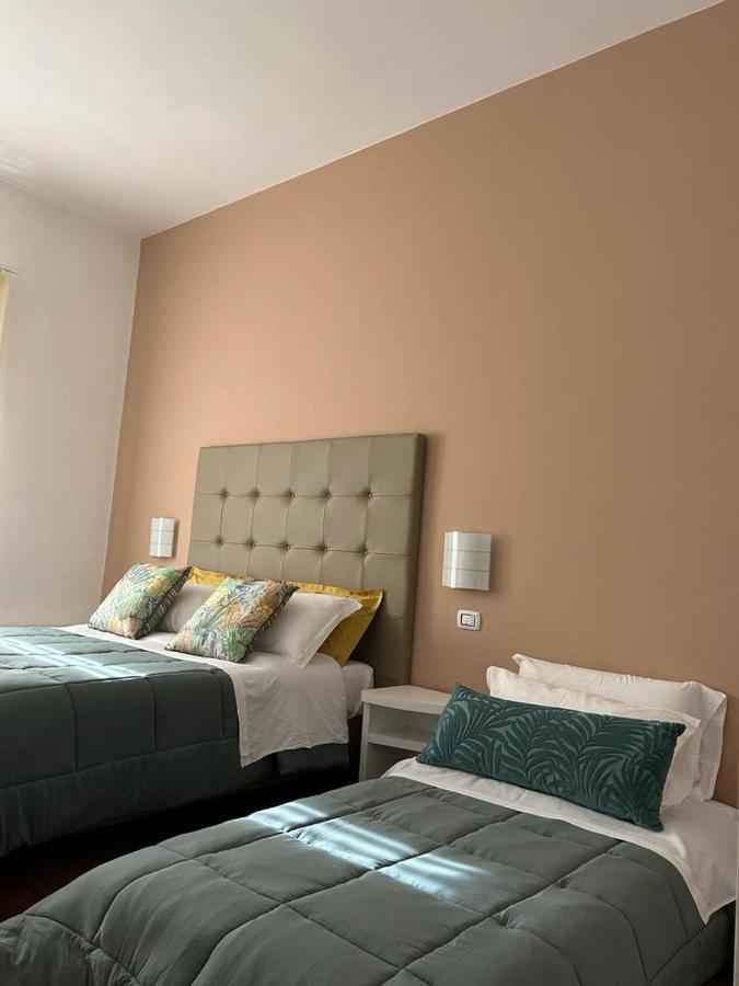 Bed and Breakfast Tiziana'S House Salerno Esterno foto