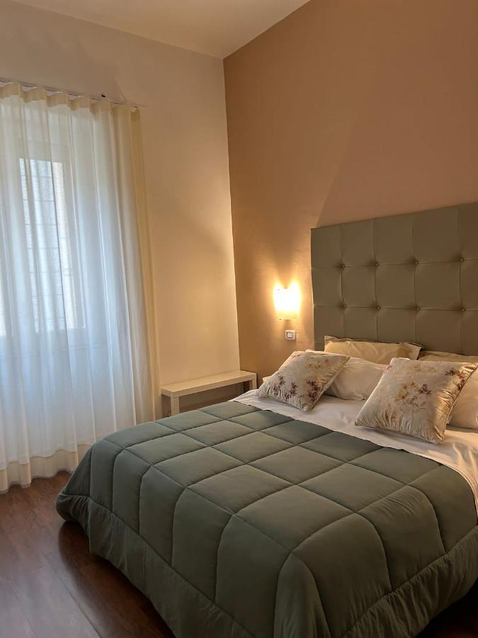 Bed and Breakfast Tiziana'S House Salerno Esterno foto