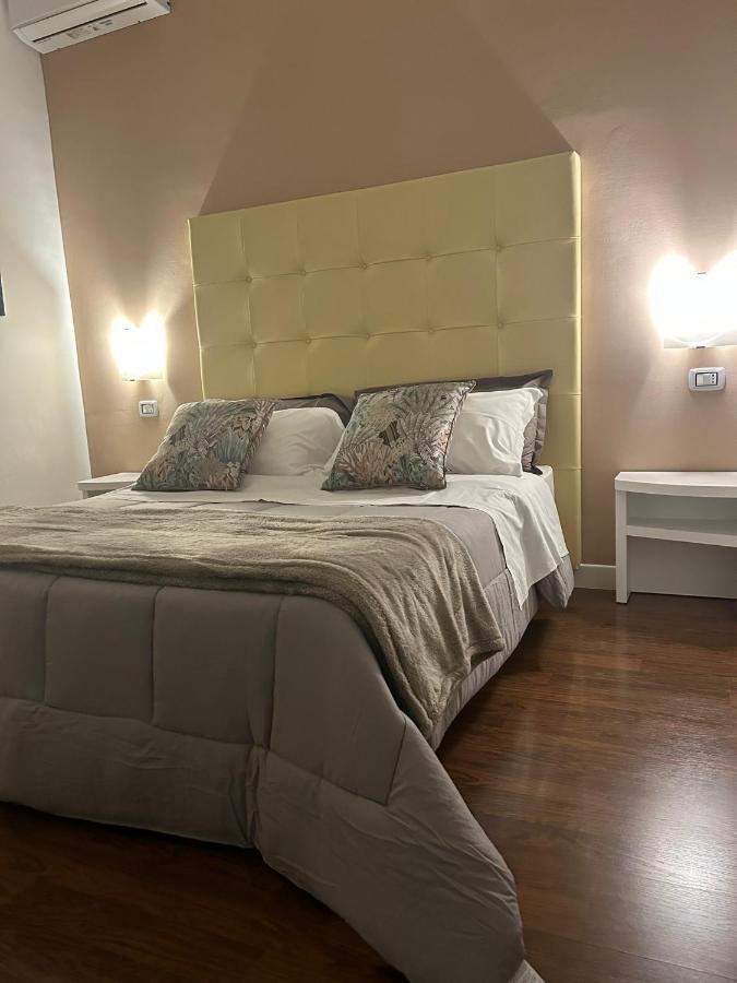 Bed and Breakfast Tiziana'S House Salerno Esterno foto