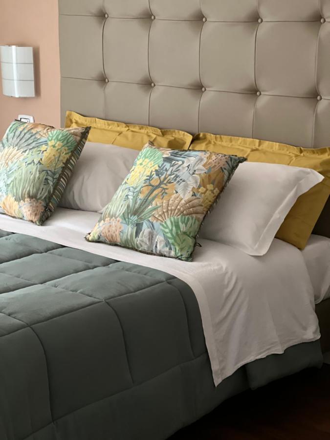 Bed and Breakfast Tiziana'S House Salerno Esterno foto