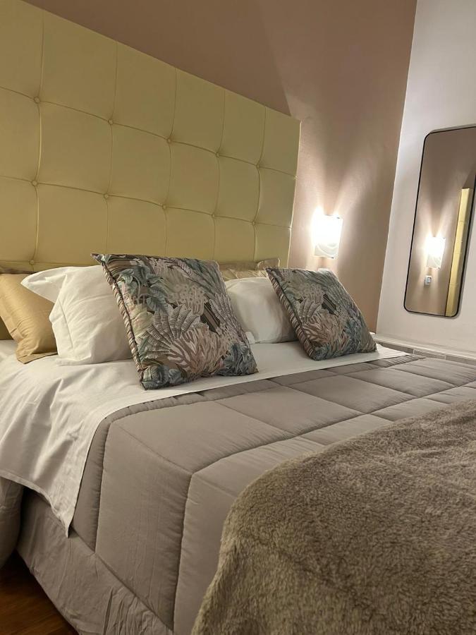 Bed and Breakfast Tiziana'S House Salerno Esterno foto