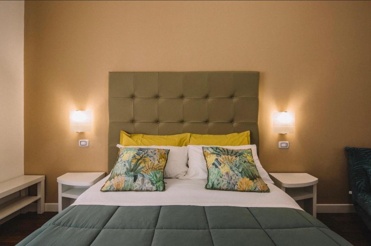 Bed and Breakfast Tiziana'S House Salerno Esterno foto